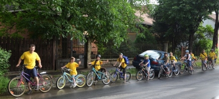 Велосипедом до школи. Будапешт (Фото: http://mk.drupalworks.hu/english/bike-school)