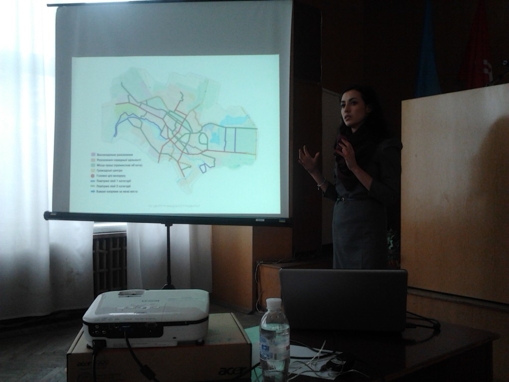 Галина Тищенко пояснює, як розробляли велоконцепцію