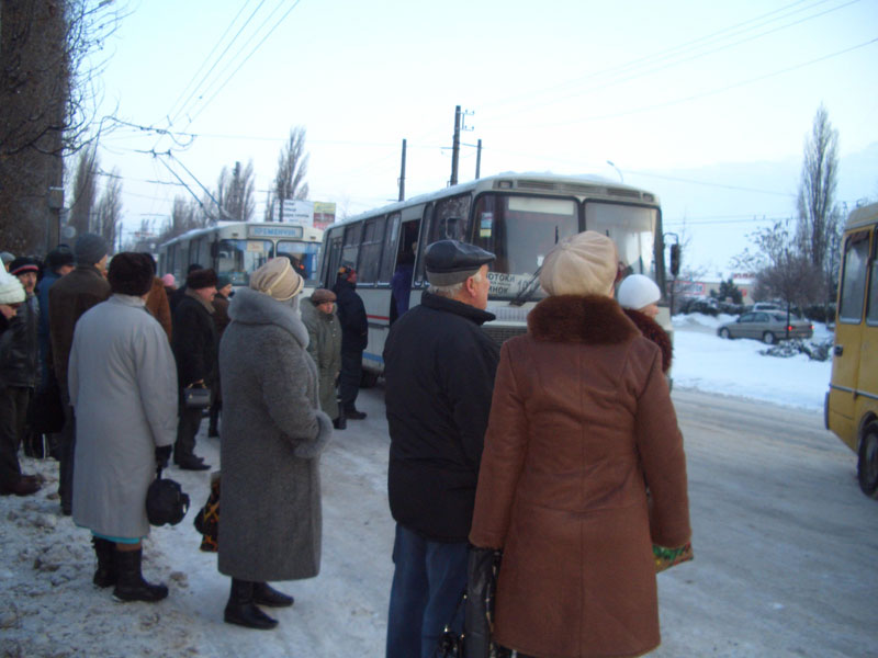 Зупинка громадського транспорту, Кременчуг