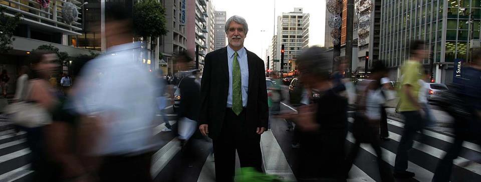 Enrique Penalosa (Фото: https://www.facebook.com/enriquepenalosasupporters)